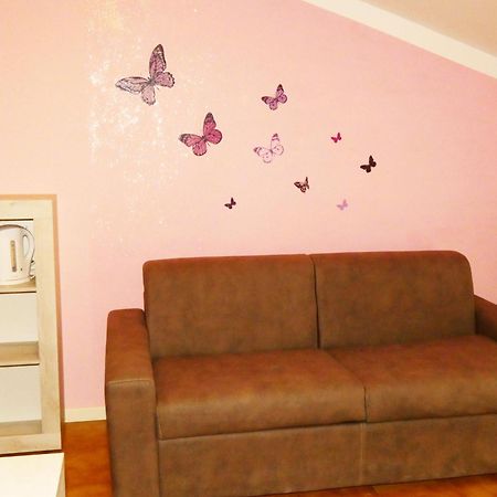 Casa Vacanze Sabrina Польпенацце-дель-Гарда Екстер'єр фото