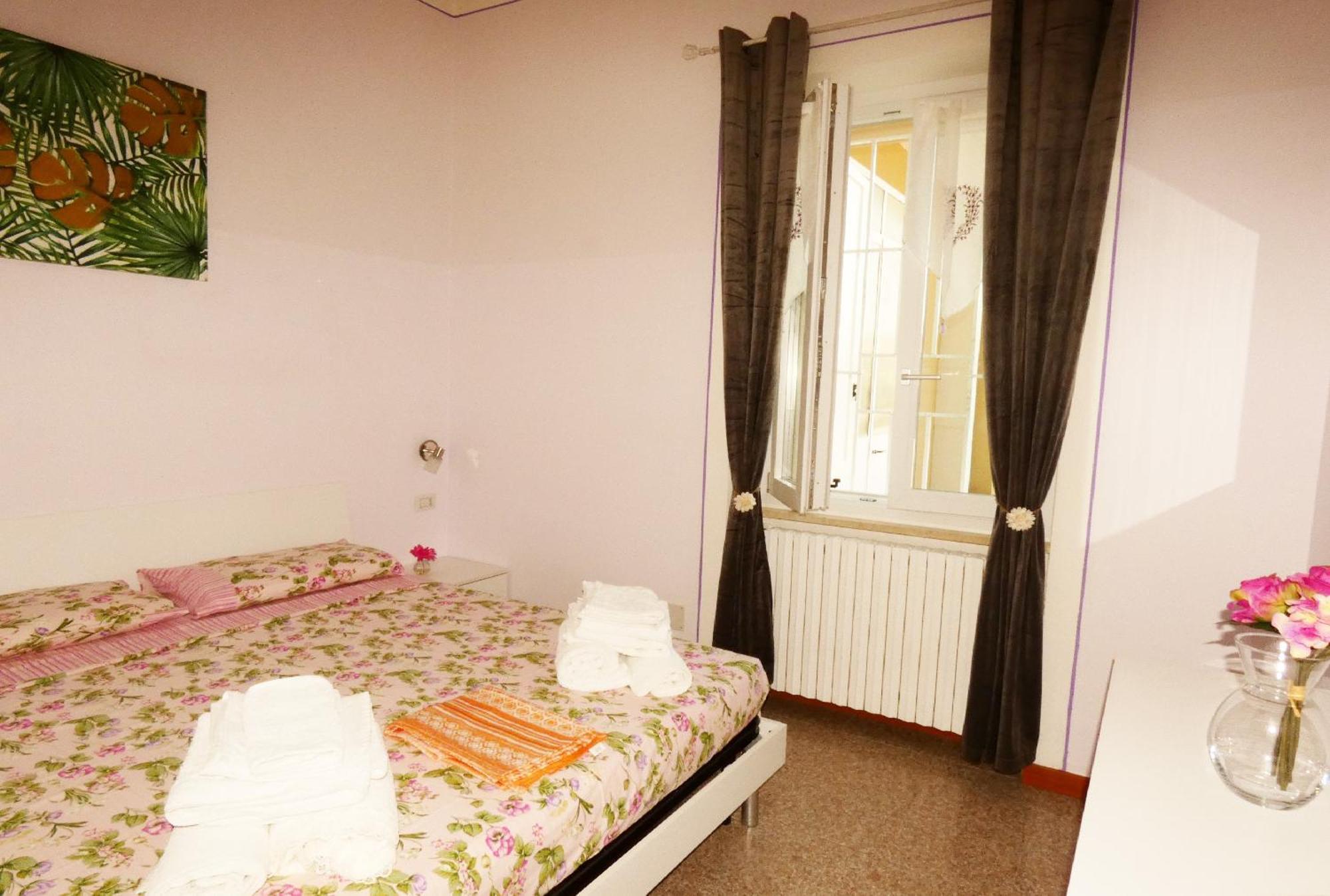 Casa Vacanze Sabrina Польпенацце-дель-Гарда Екстер'єр фото